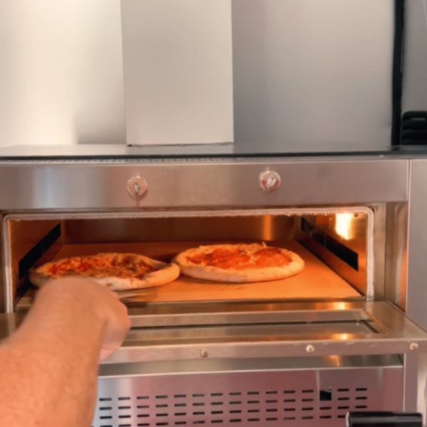 VIP Schwarze Karte. 1 Jahr GRATIS Pizza! – Bild 5